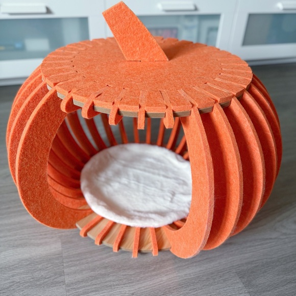 Other - Orange Pumpkin Cat Nest Playhouse